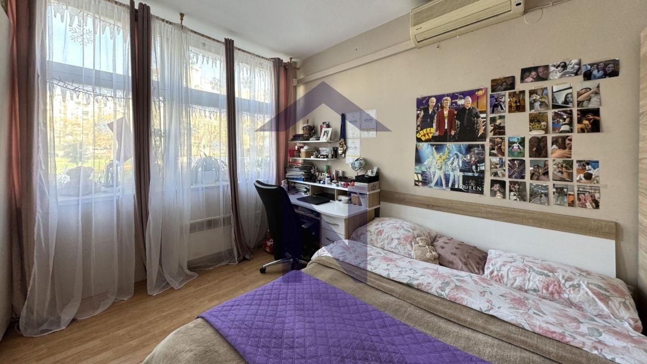 Property thumbnail 3