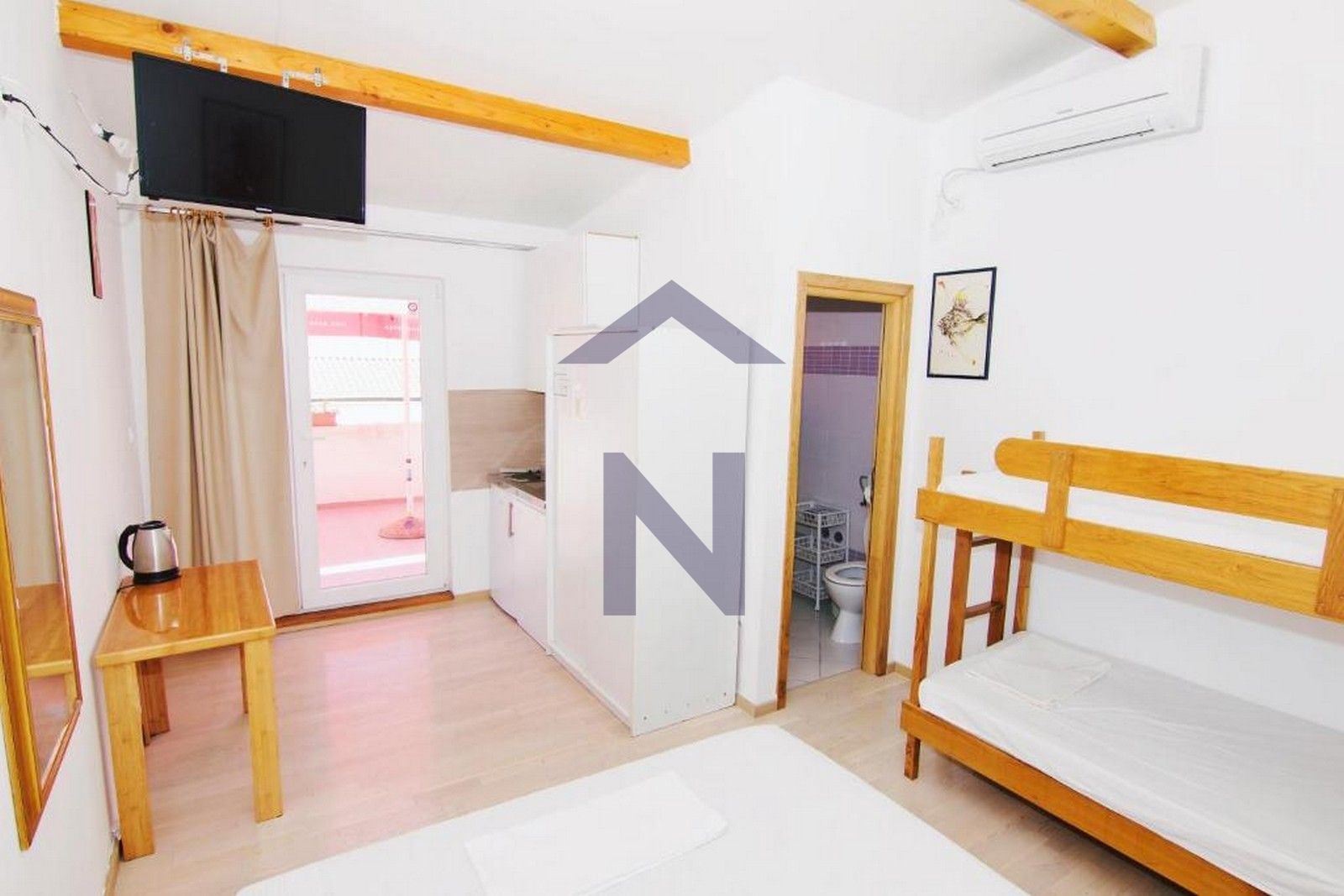 Property thumbnail 3