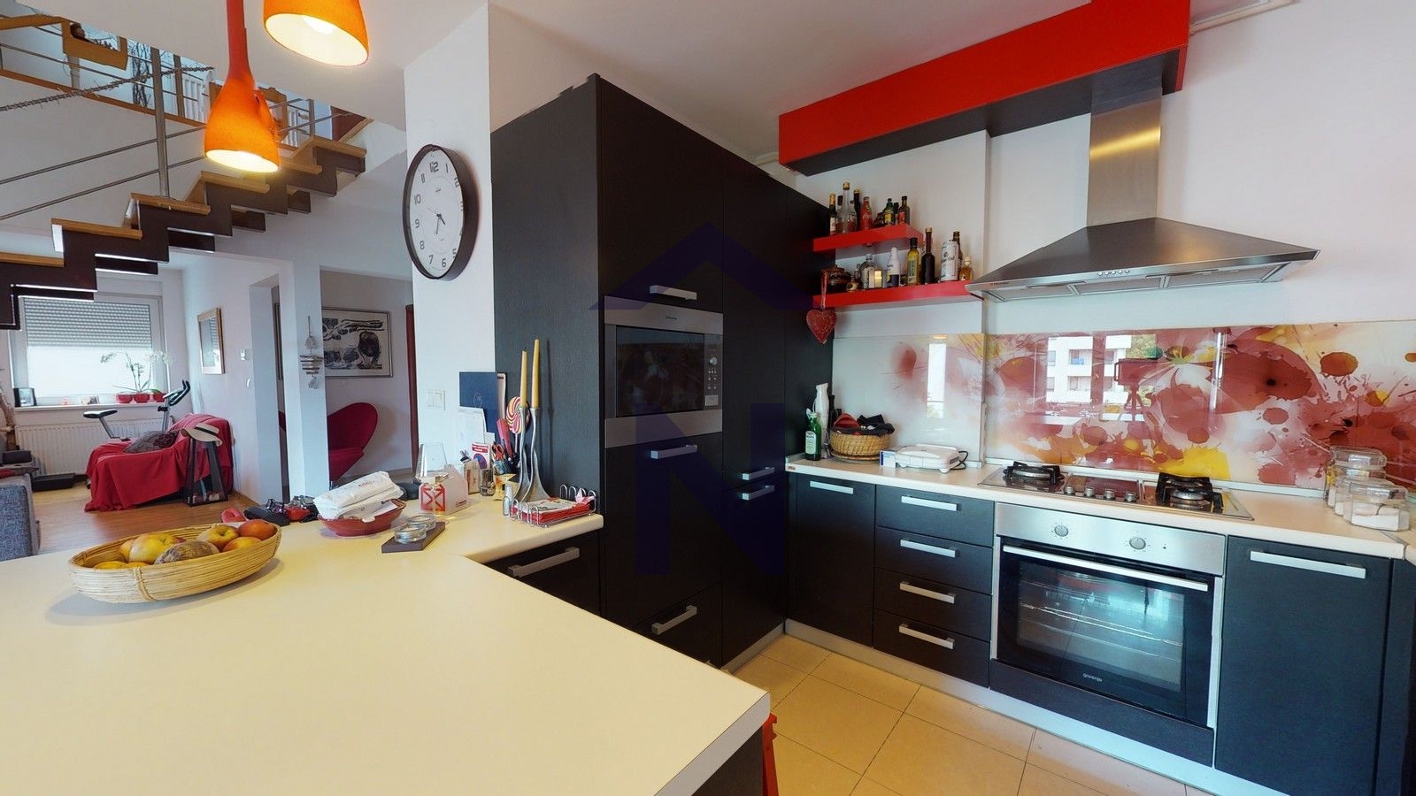 Property thumbnail 3