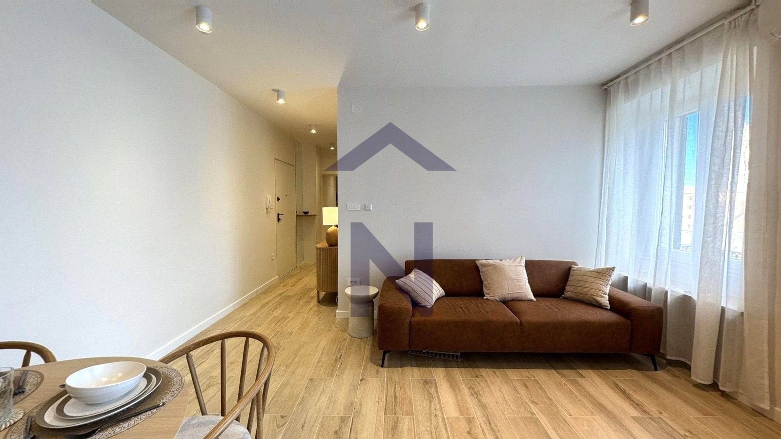 Property thumbnail 2