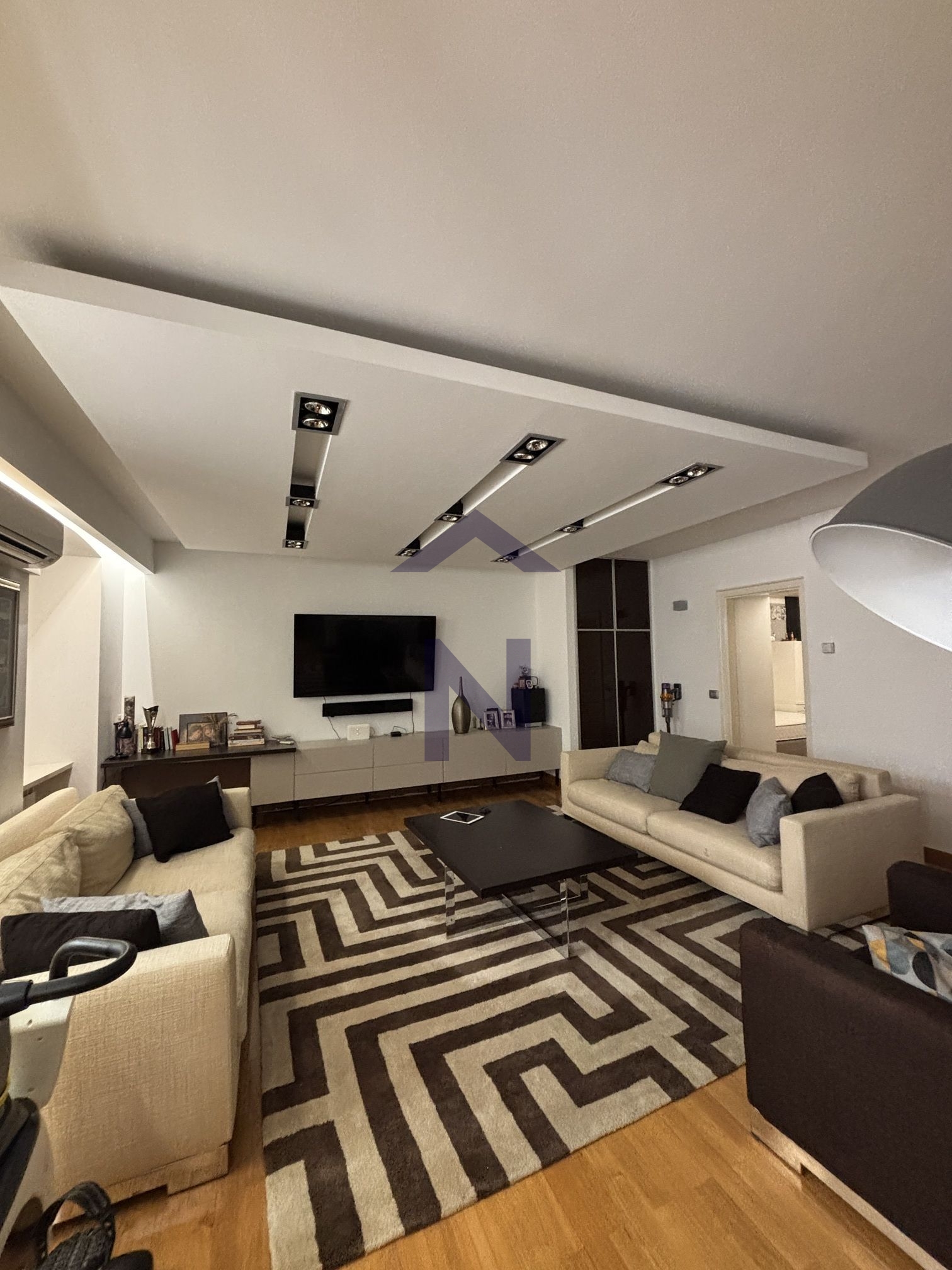 Property thumbnail 3