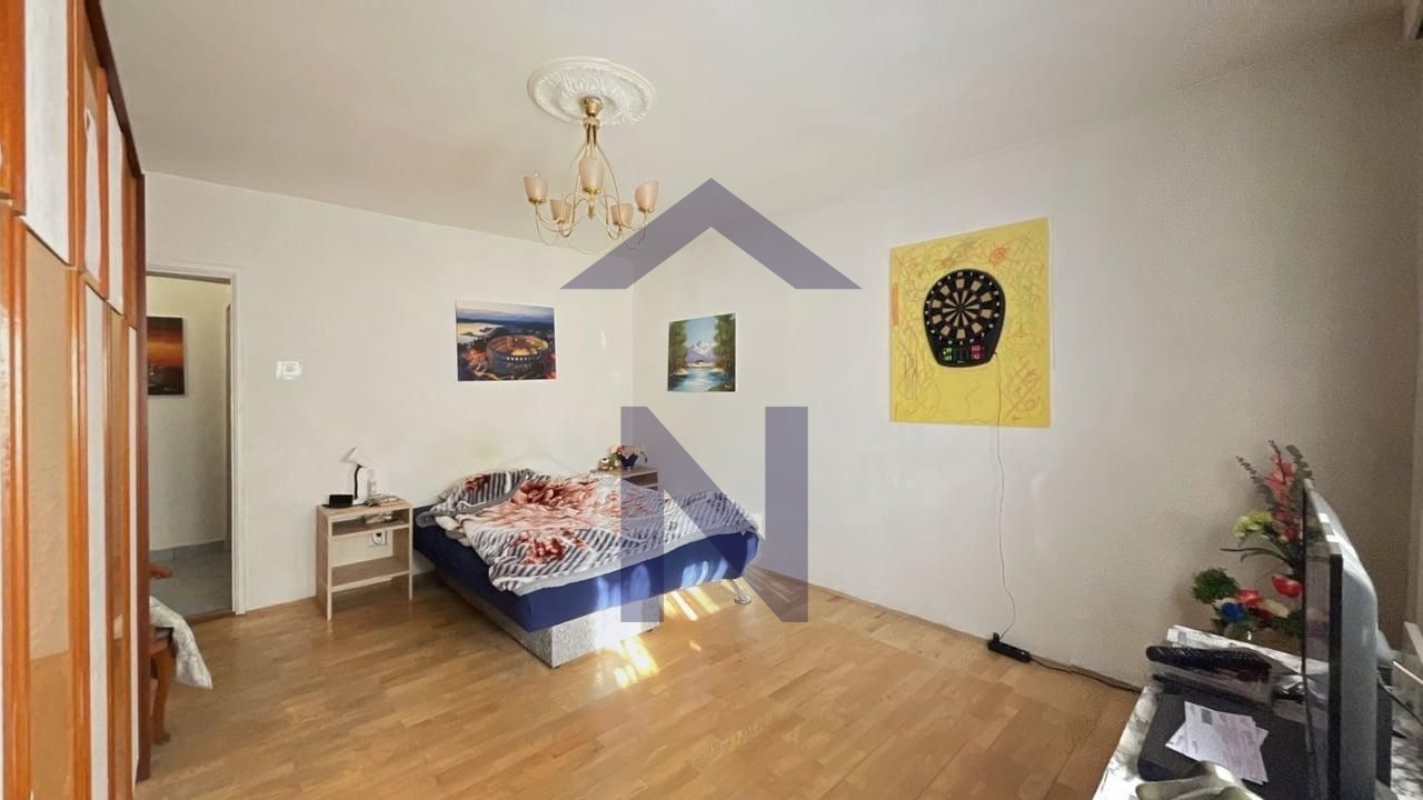 Property thumbnail 2