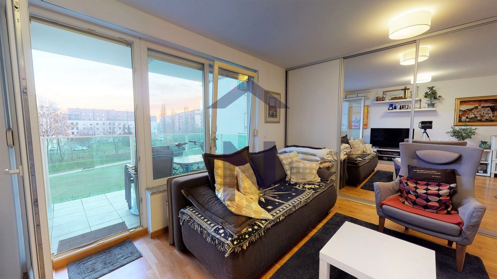 Property thumbnail 3