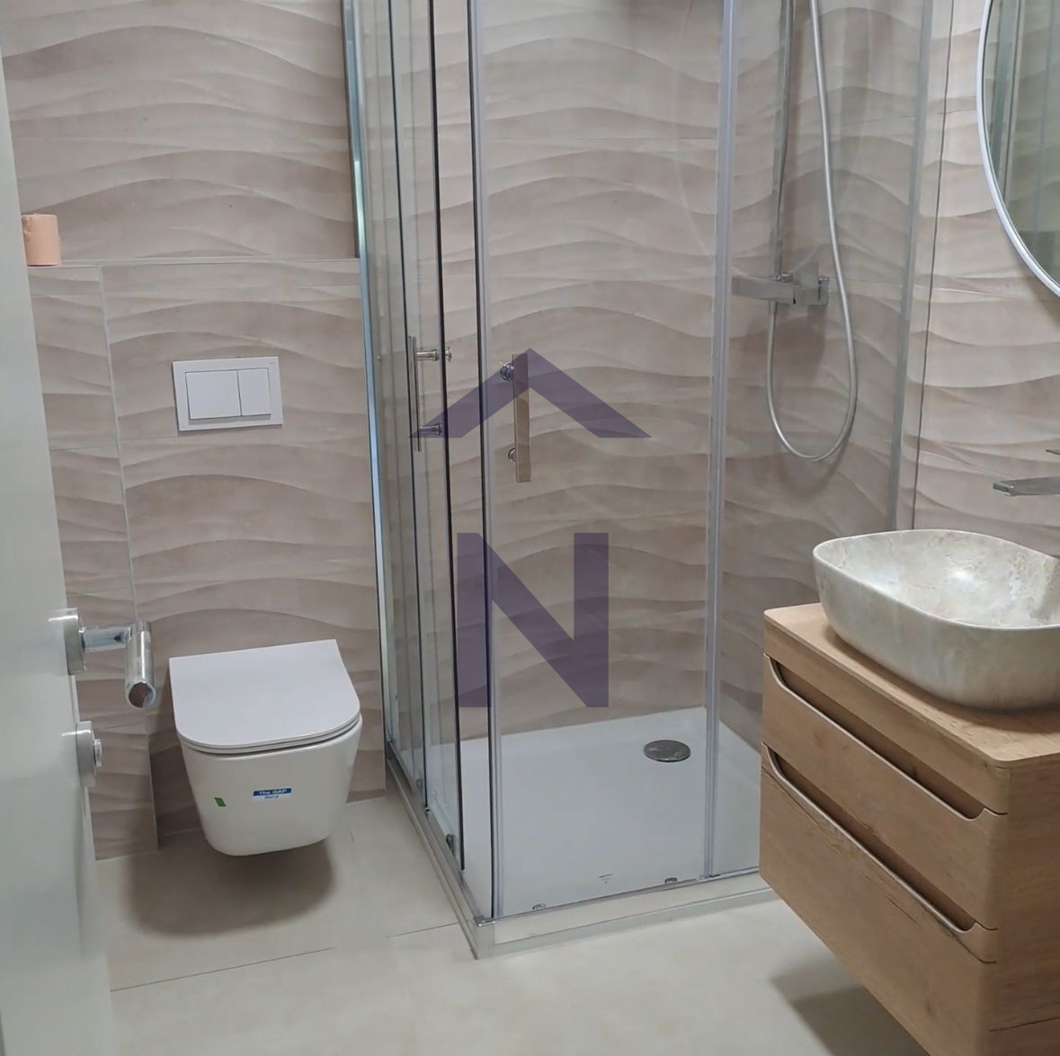 Property thumbnail 2