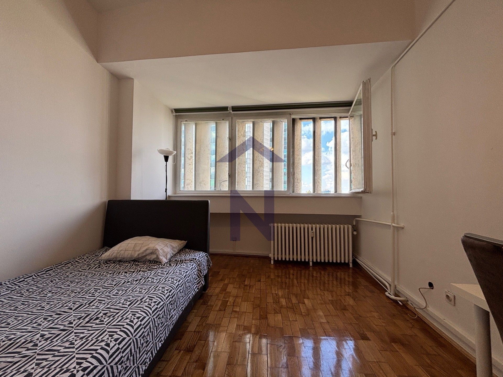 Property thumbnail 2