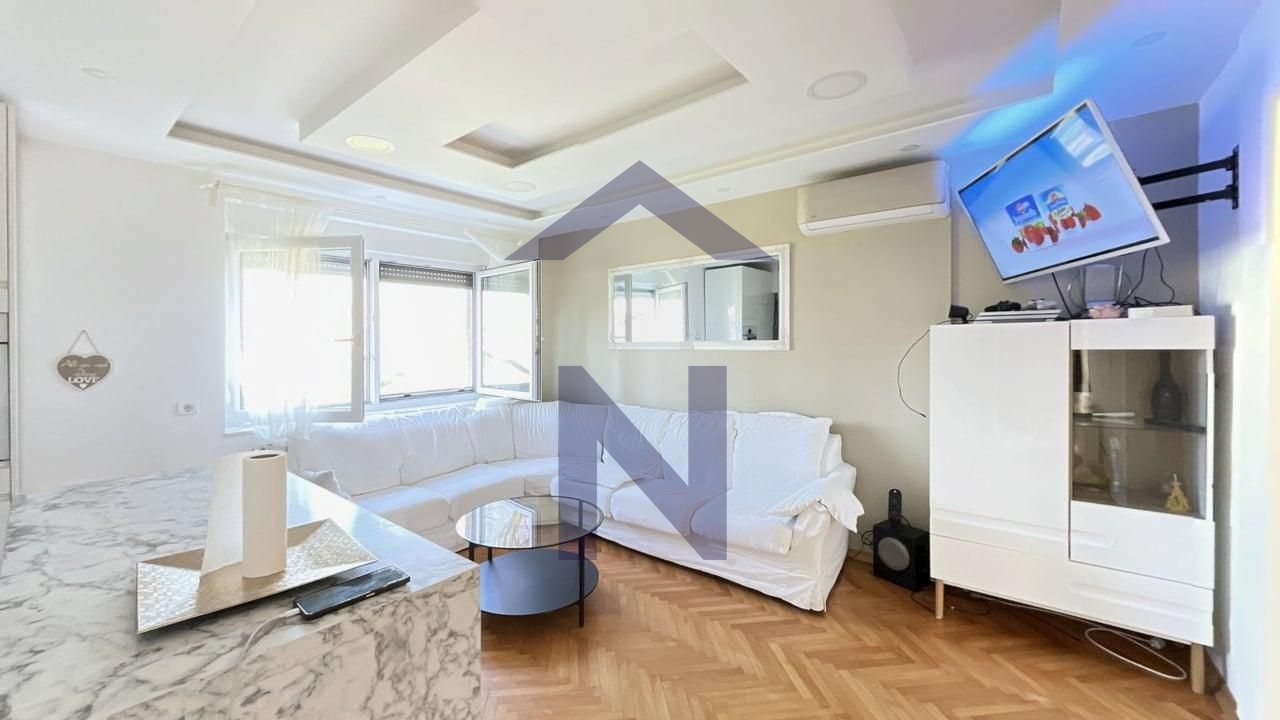 Property thumbnail 2