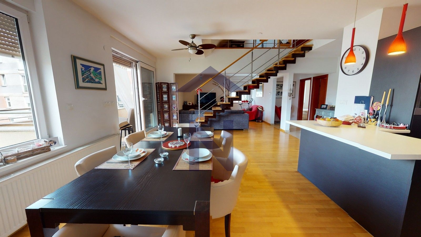 Property thumbnail 2