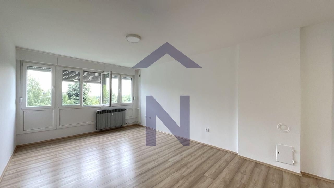 Property thumbnail 2