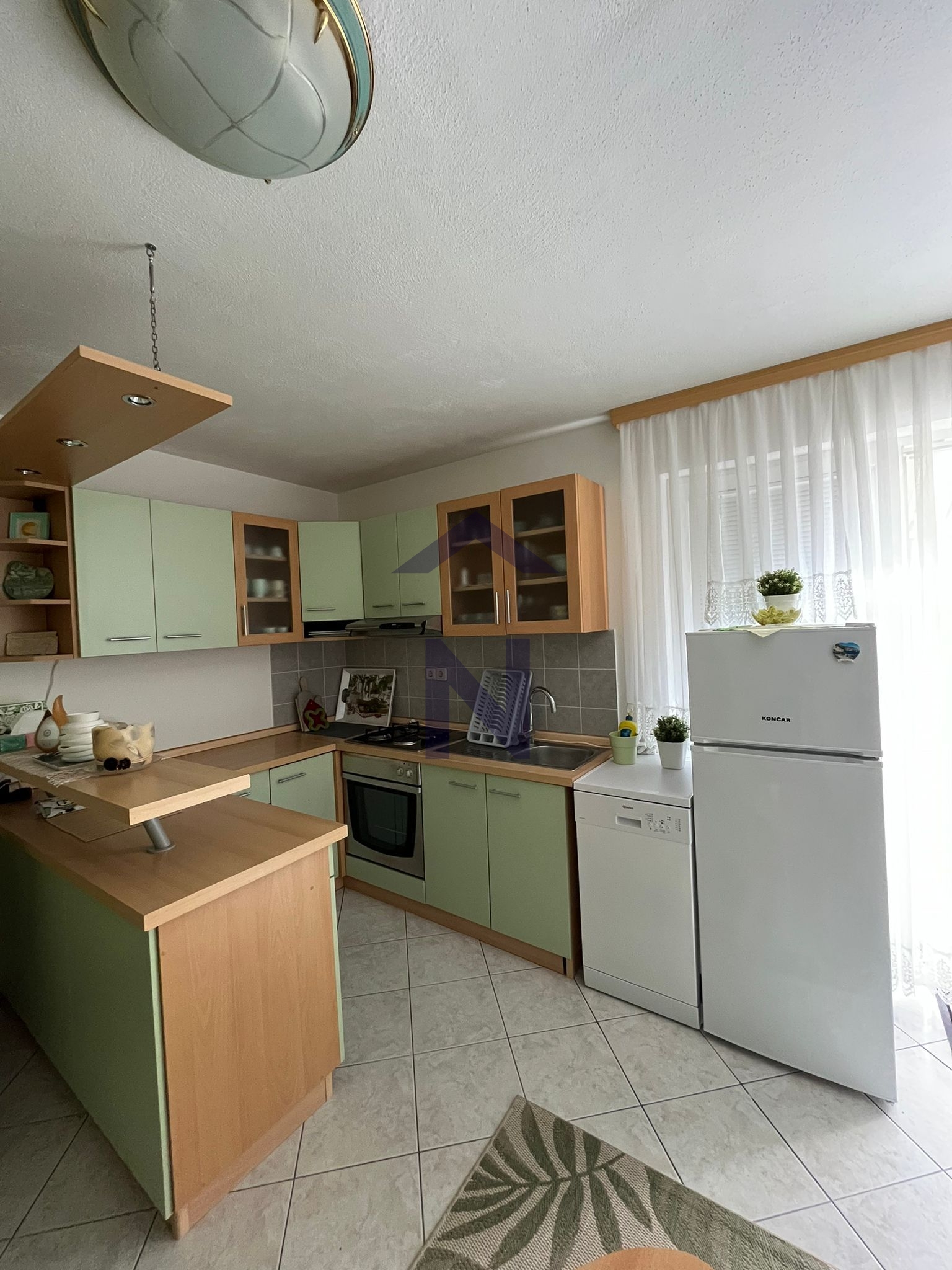 Property thumbnail 3