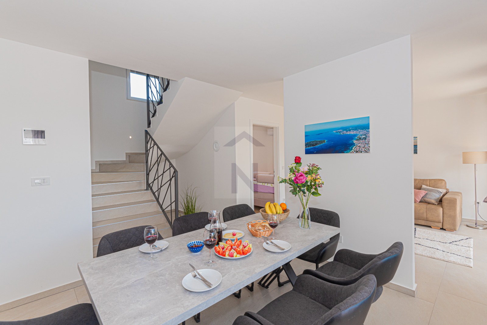 Property thumbnail 4