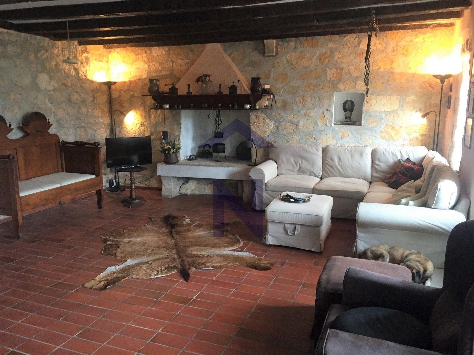 Property thumbnail 3