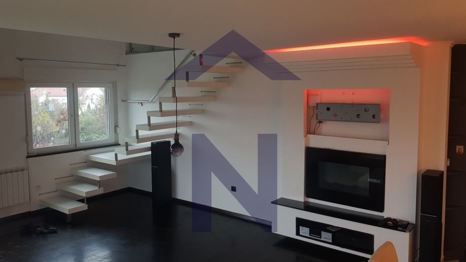 Property thumbnail 4