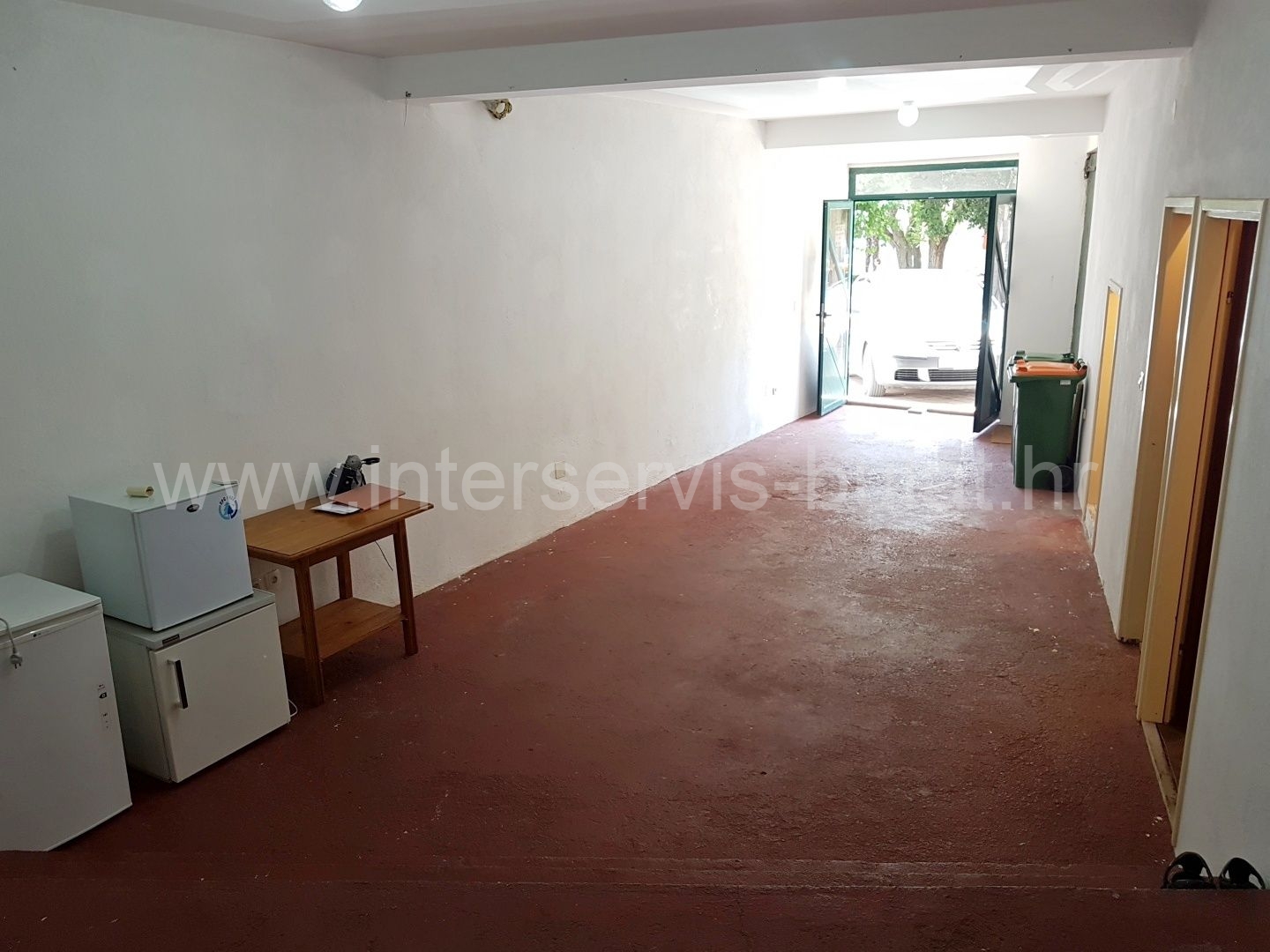 Property thumbnail 3