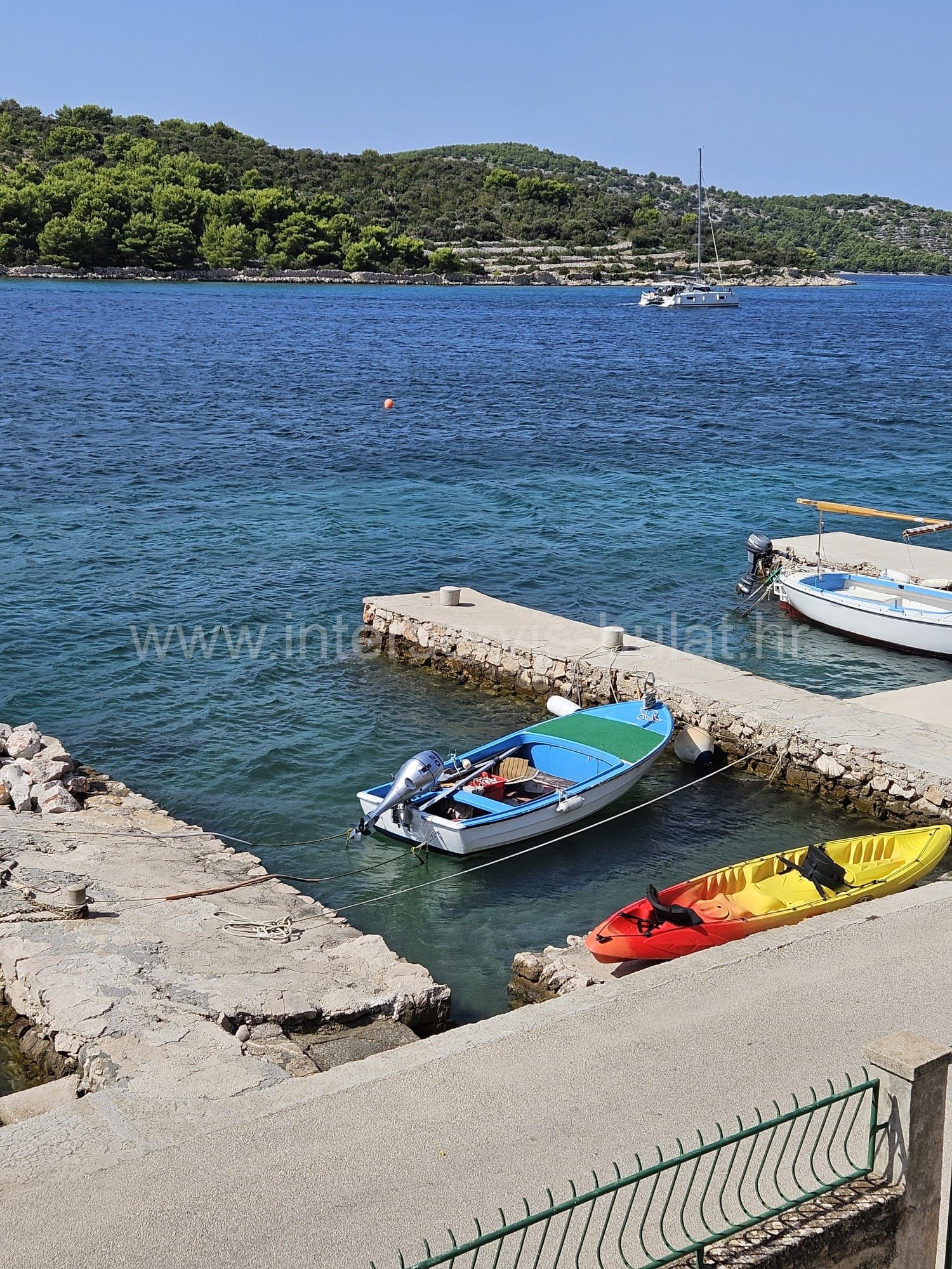 Property thumbnail 3