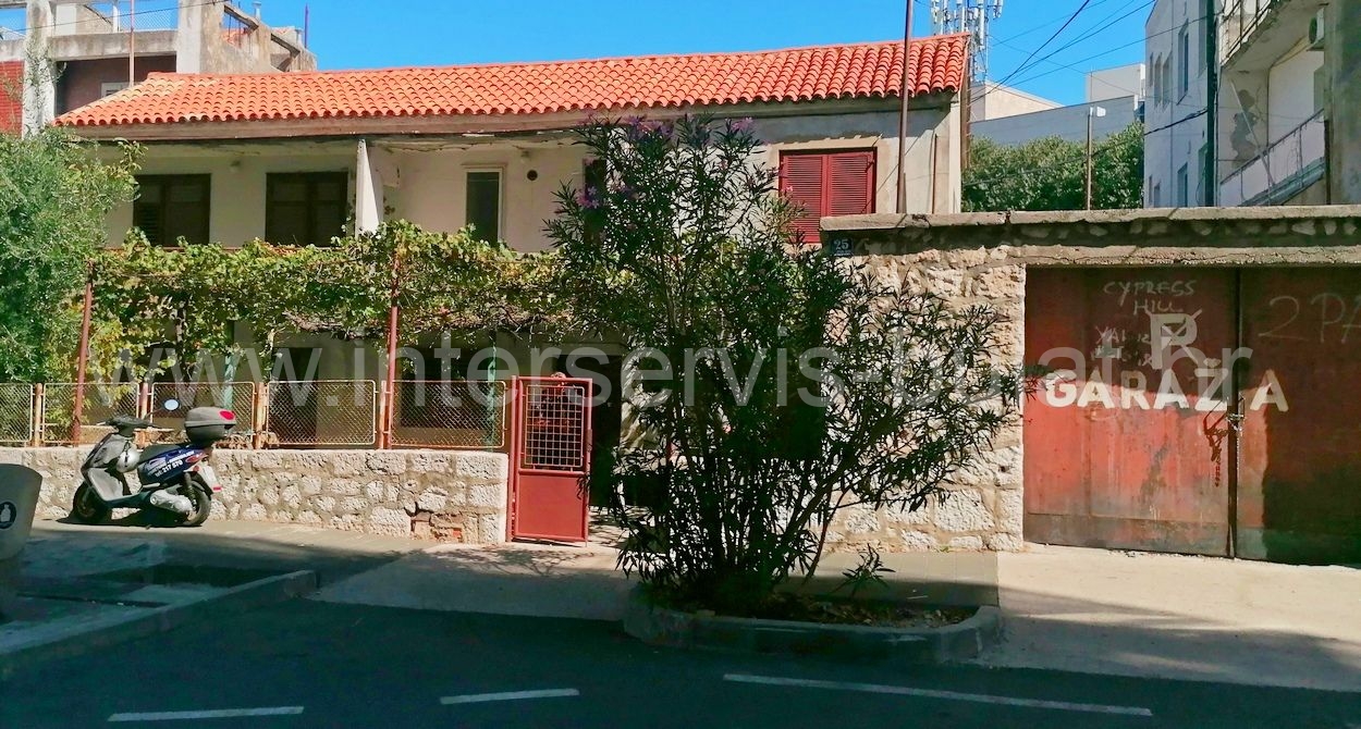Property thumbnail 2