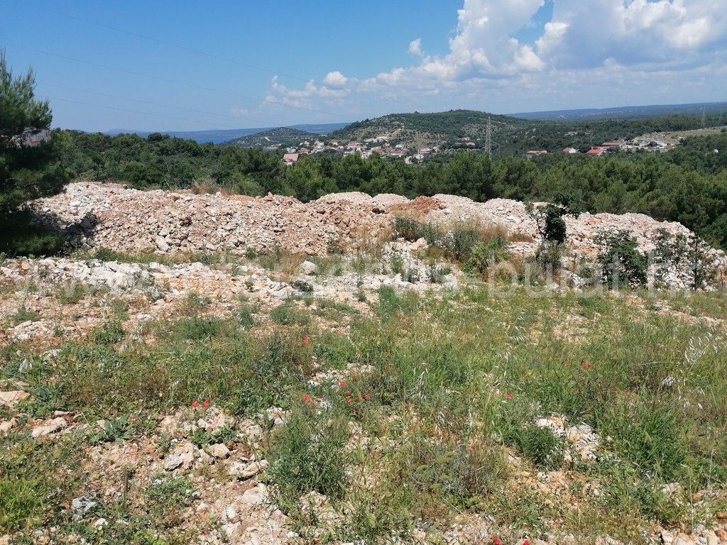 .::: Građevinsko zemljište u Bilicama :::.