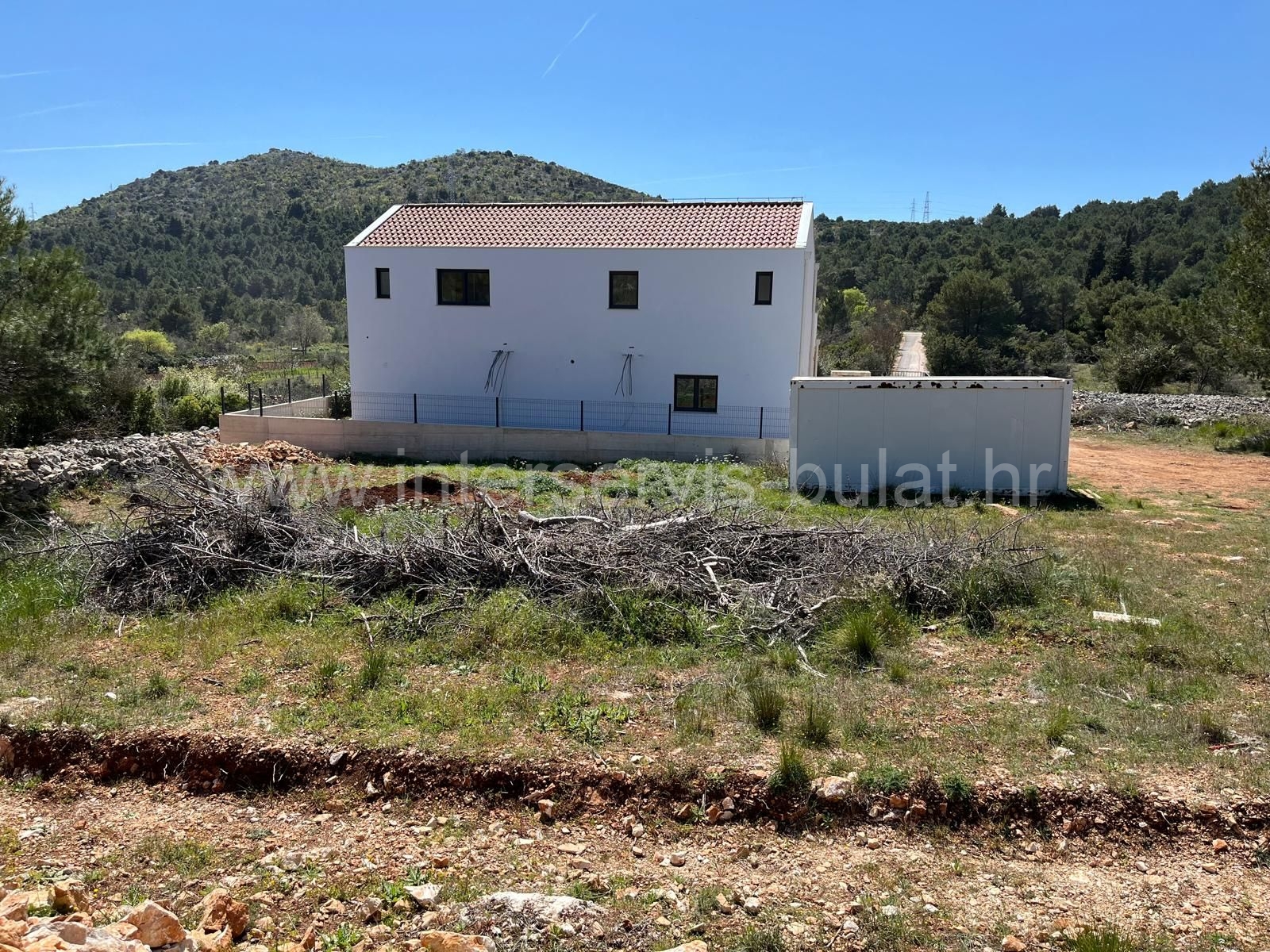 Property thumbnail 3