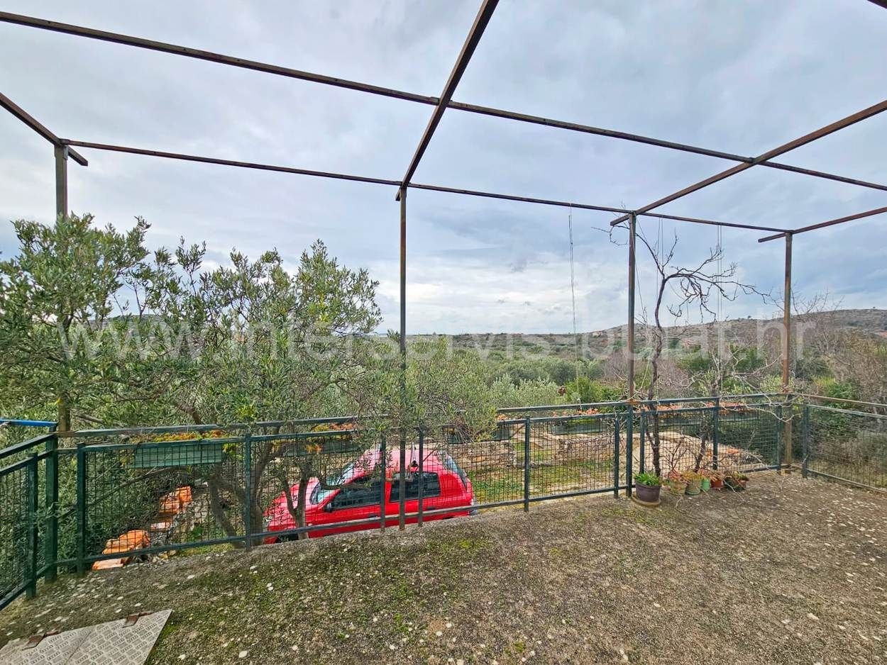 Property thumbnail 4