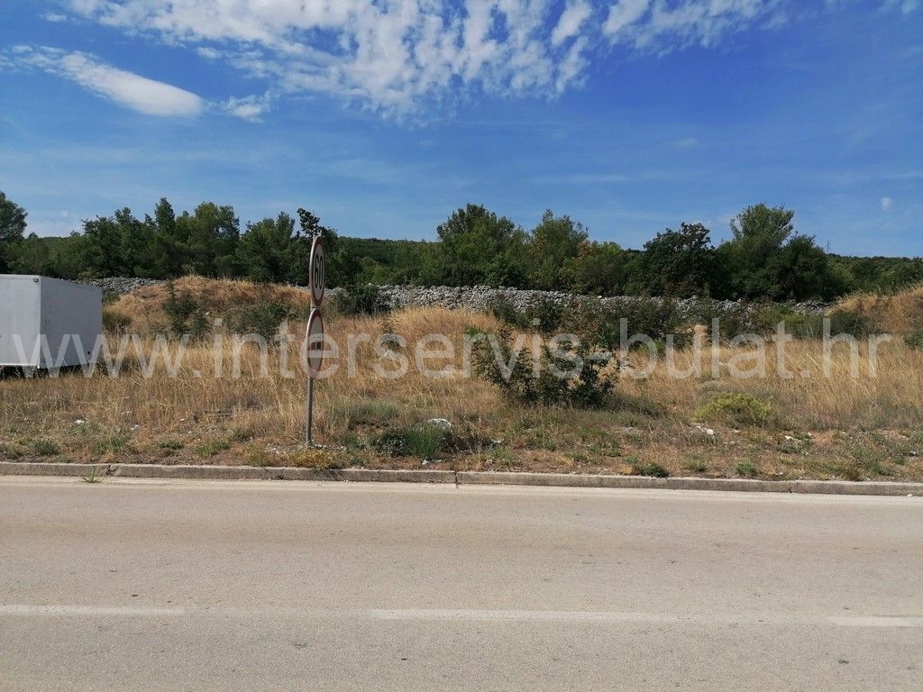 Property thumbnail 2