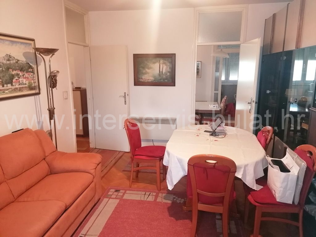 .::: Šubićevac, dvosobni stan 67,96 m2 :::.