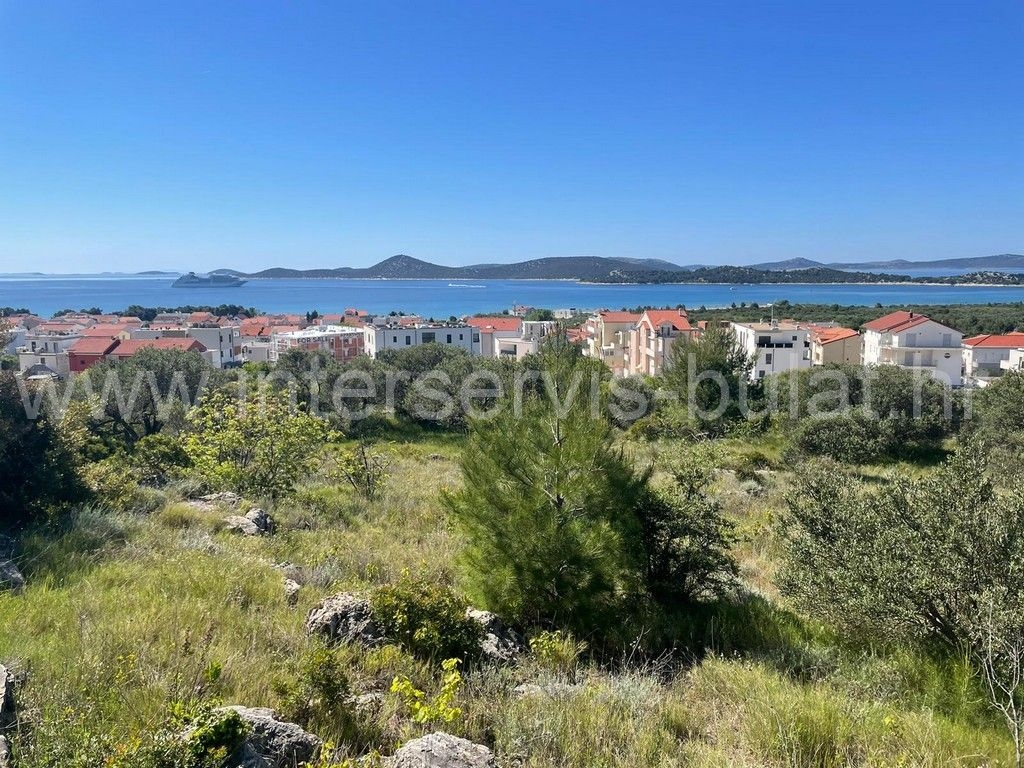 Property thumbnail 3