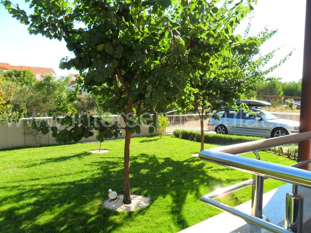 .::: Slobodnostojeća katnica na mirnoj lokaciji :::.