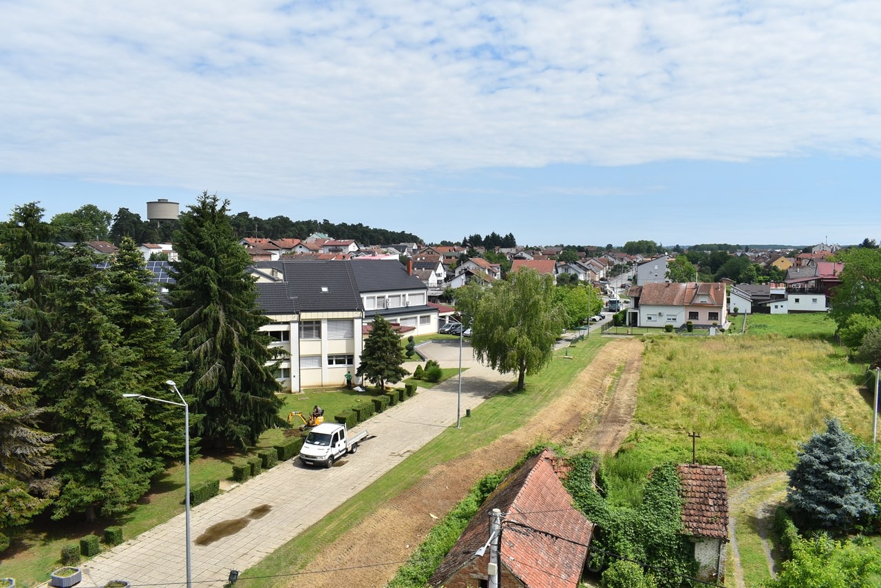 Property thumbnail 3