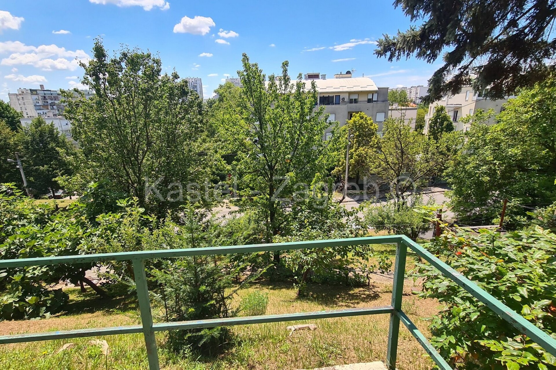 Property thumbnail 2