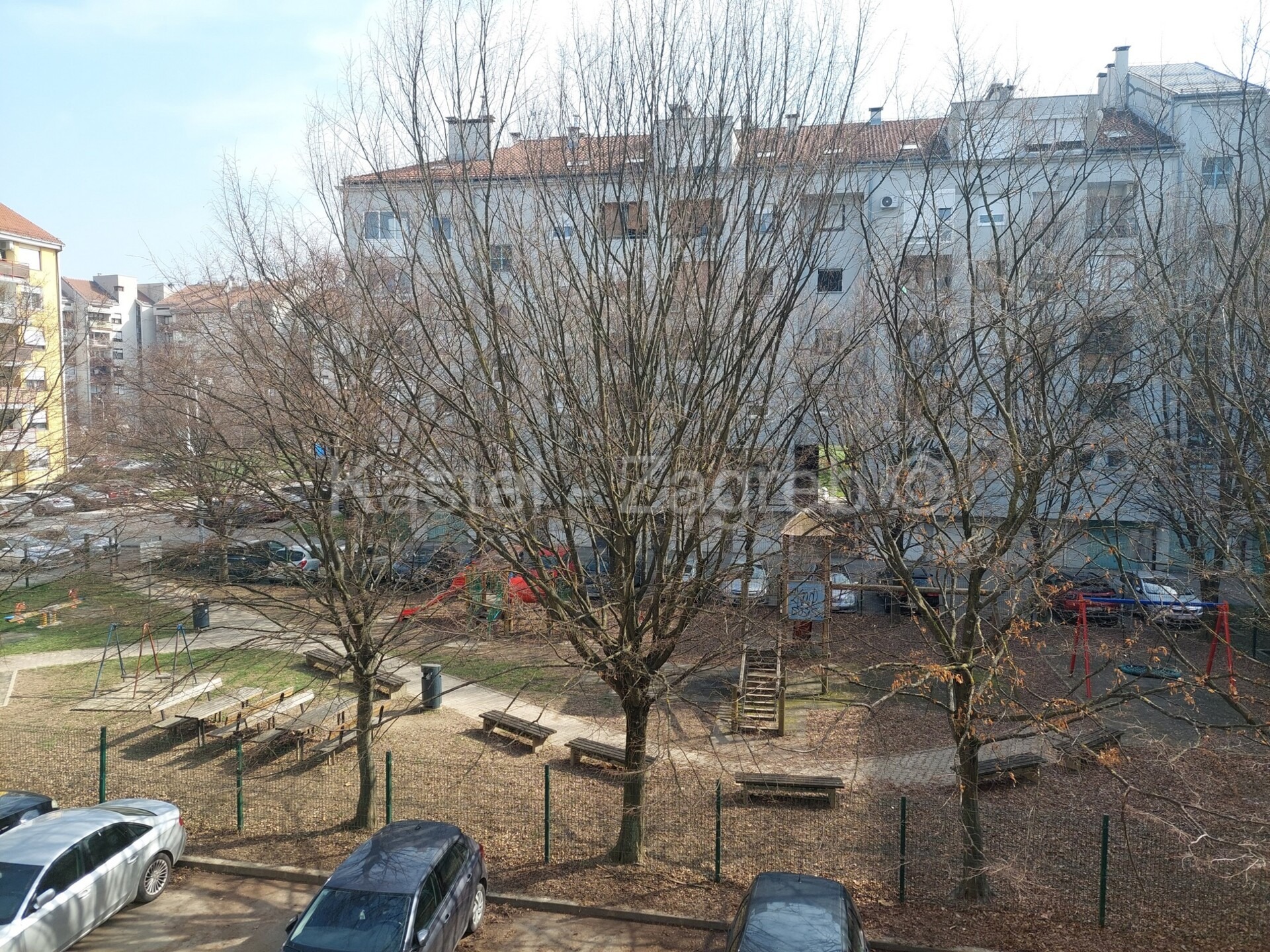 Property thumbnail 2