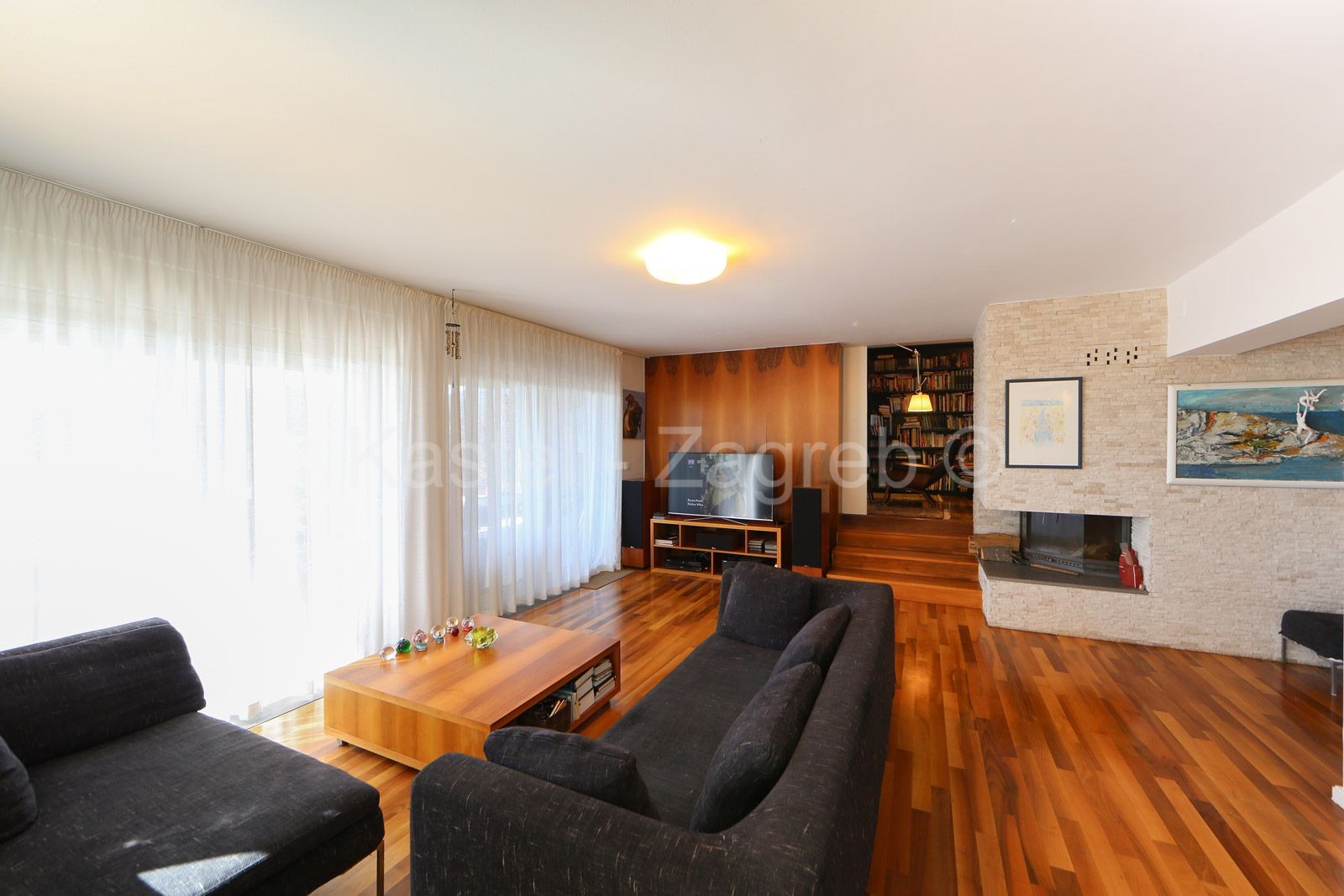 Property thumbnail 3