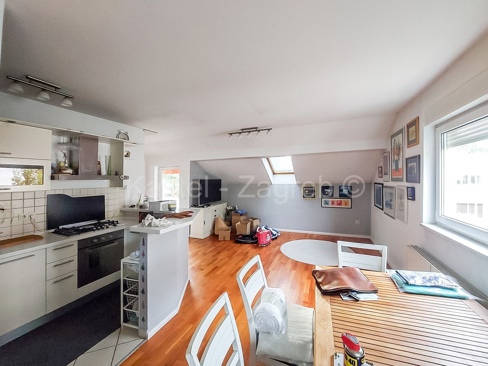 Property thumbnail 2