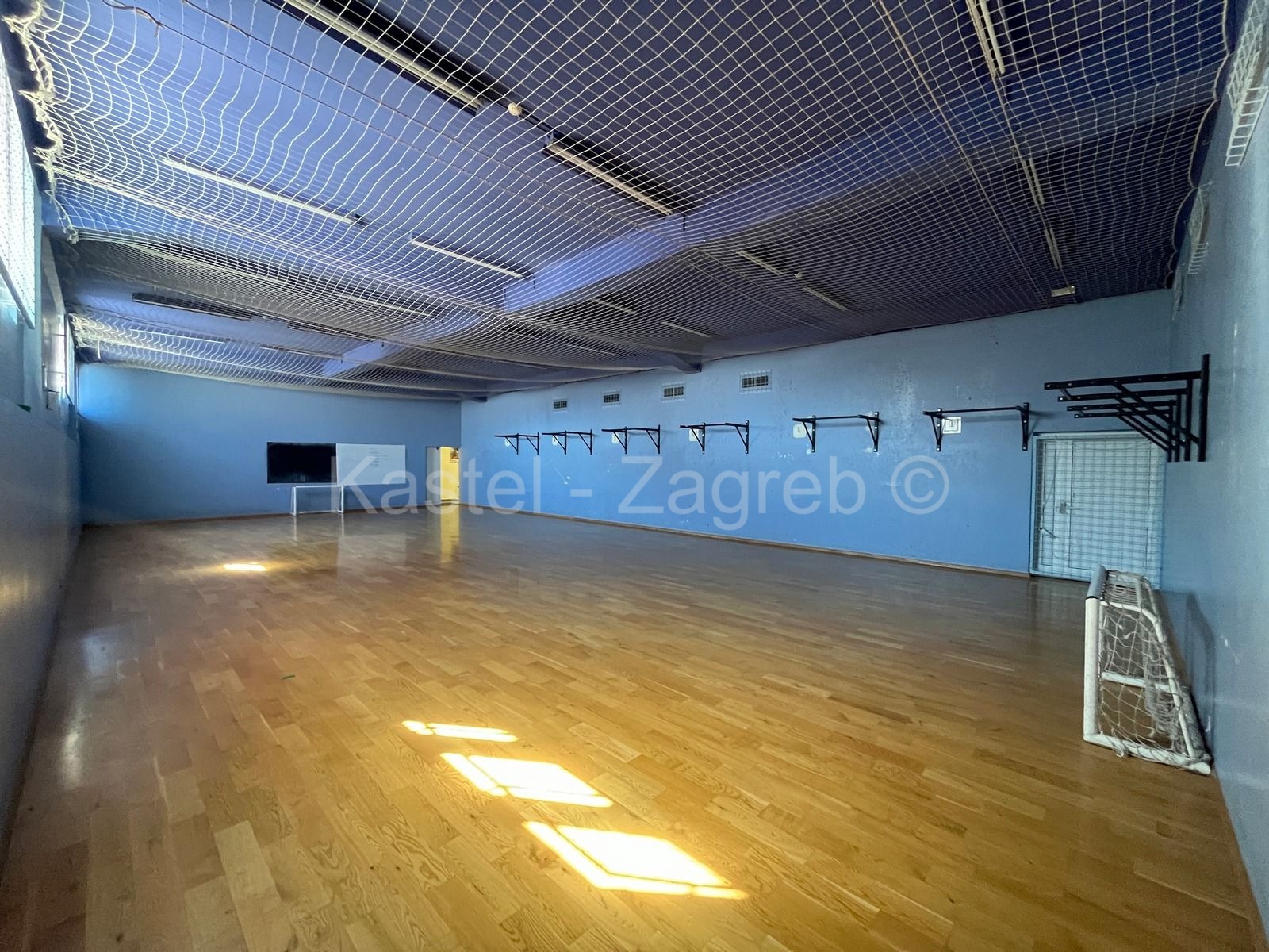 Property thumbnail 2