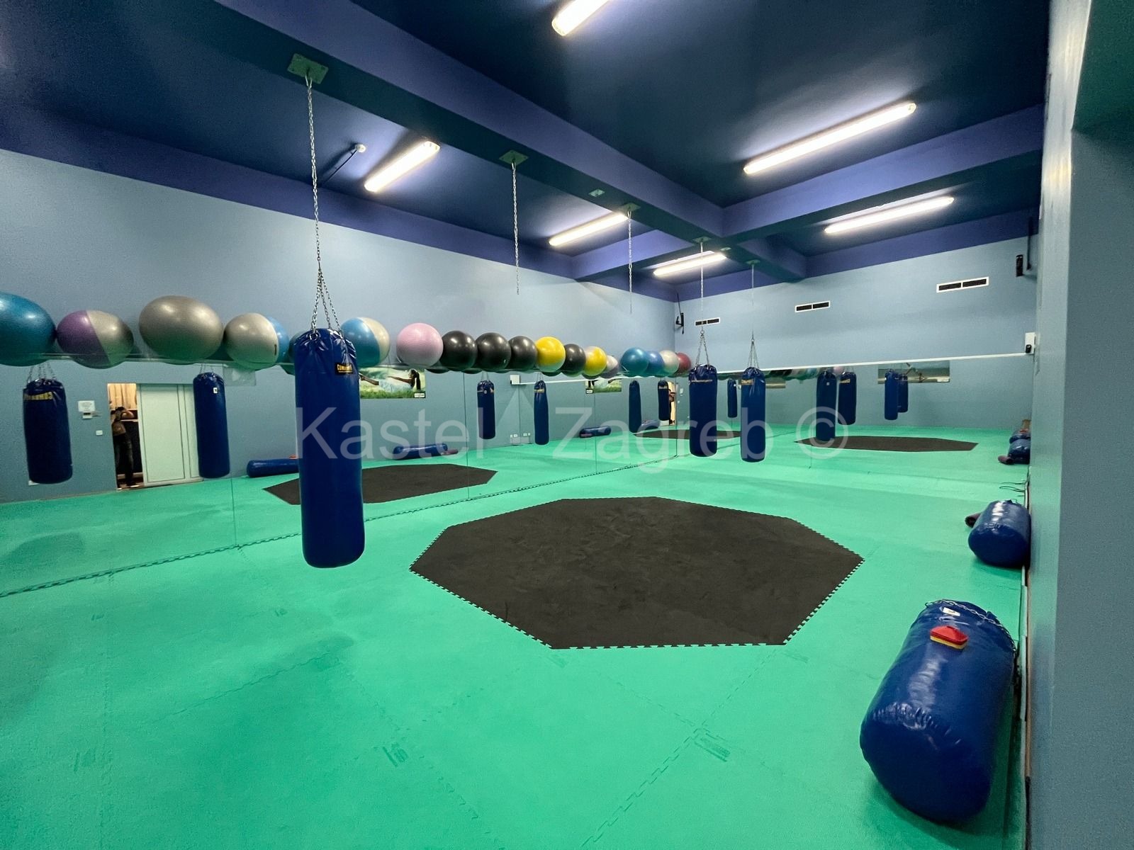 Property thumbnail 3