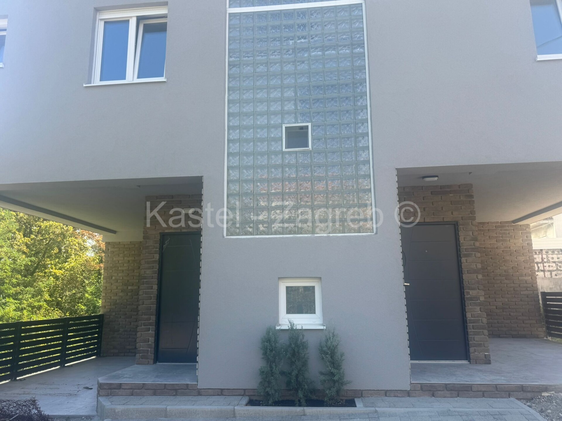 Property thumbnail 3
