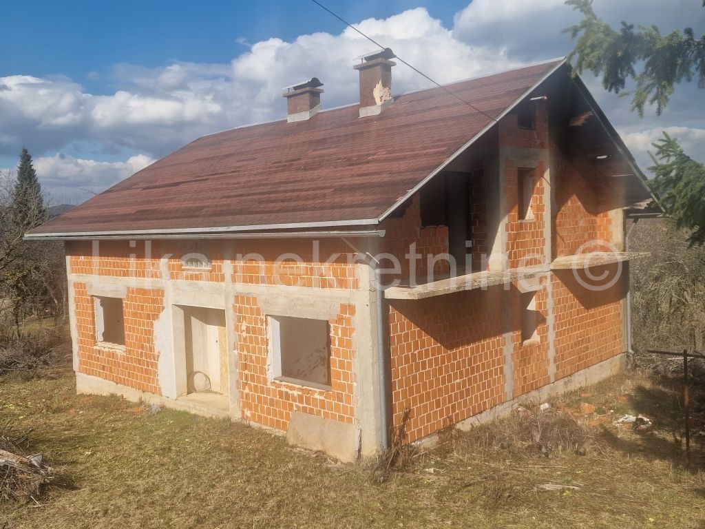 VRHOVINE - Gornje Vrhovine - kuća Sut+Pr+Pot, 300 m2, roh-bau