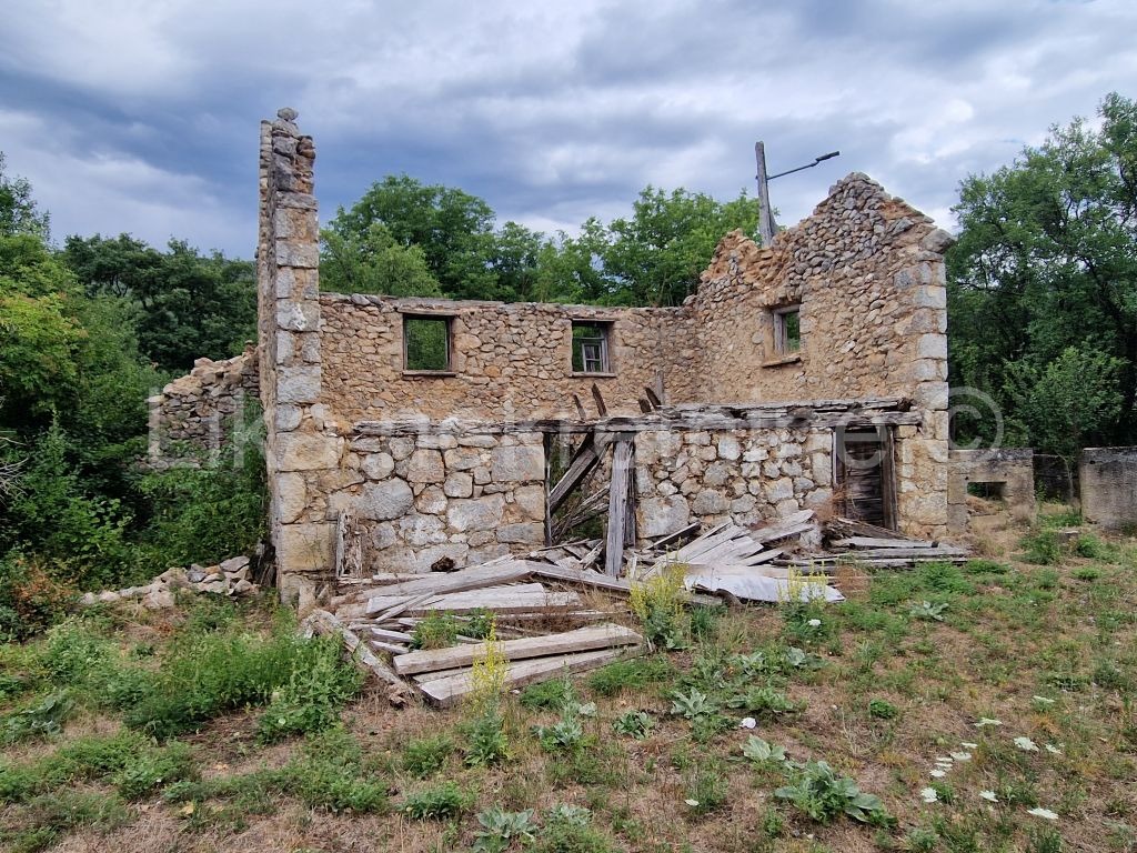 Property thumbnail 4