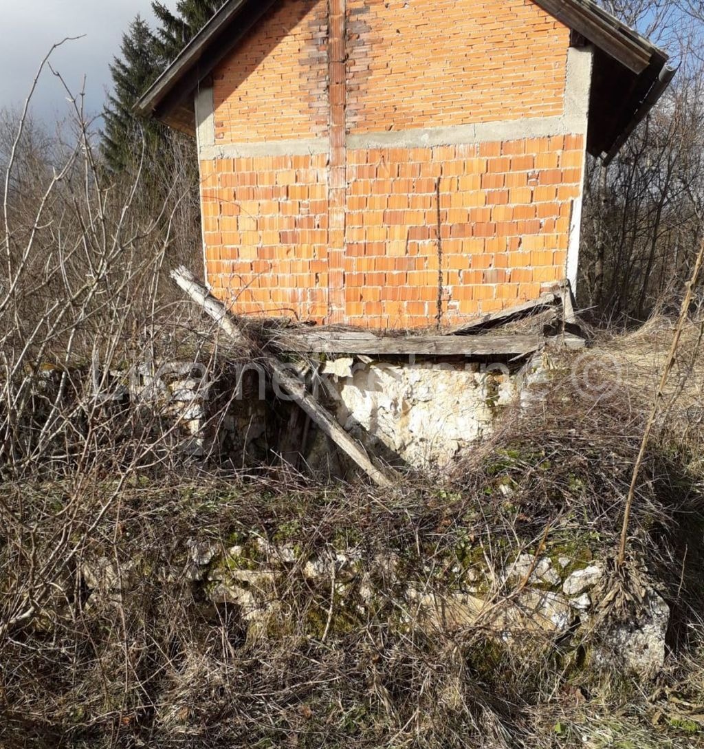 Property thumbnail 4