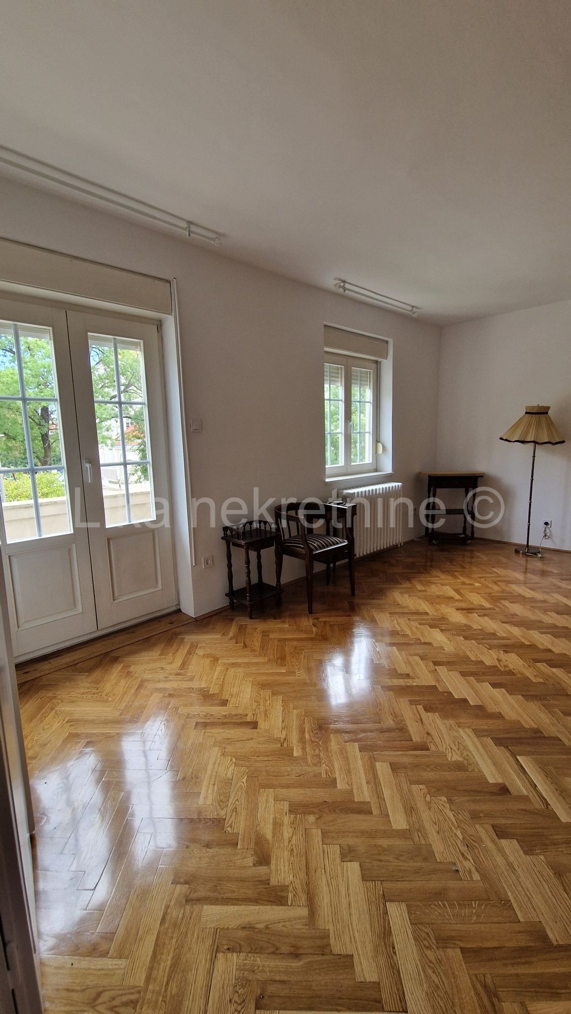 Property thumbnail 2