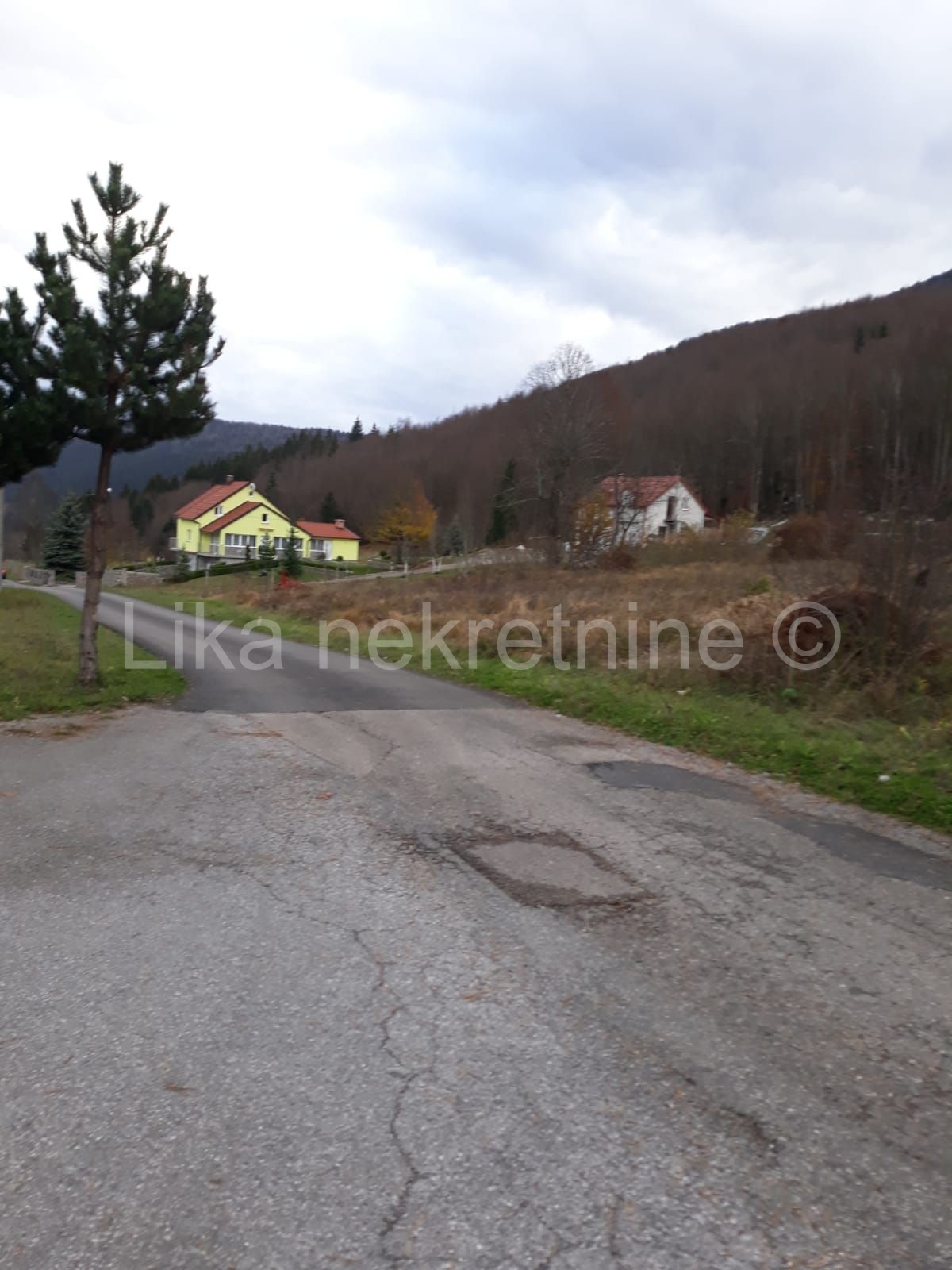 Property thumbnail 2