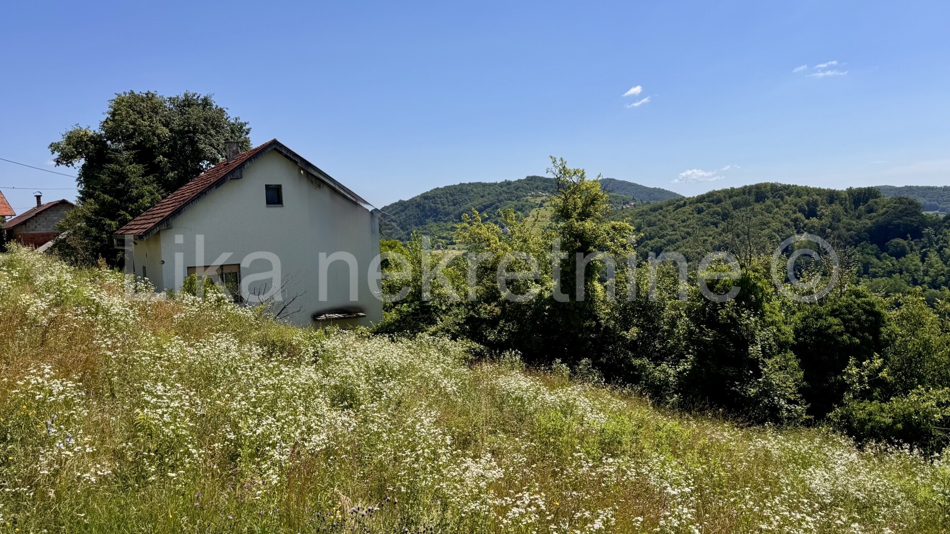 Đurmanec, vikendica 65m2 s pogledom koji odmara dušu i tijelo.