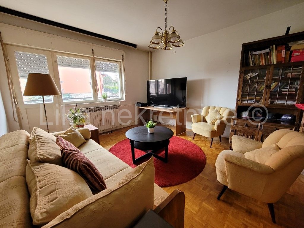 Property thumbnail 2