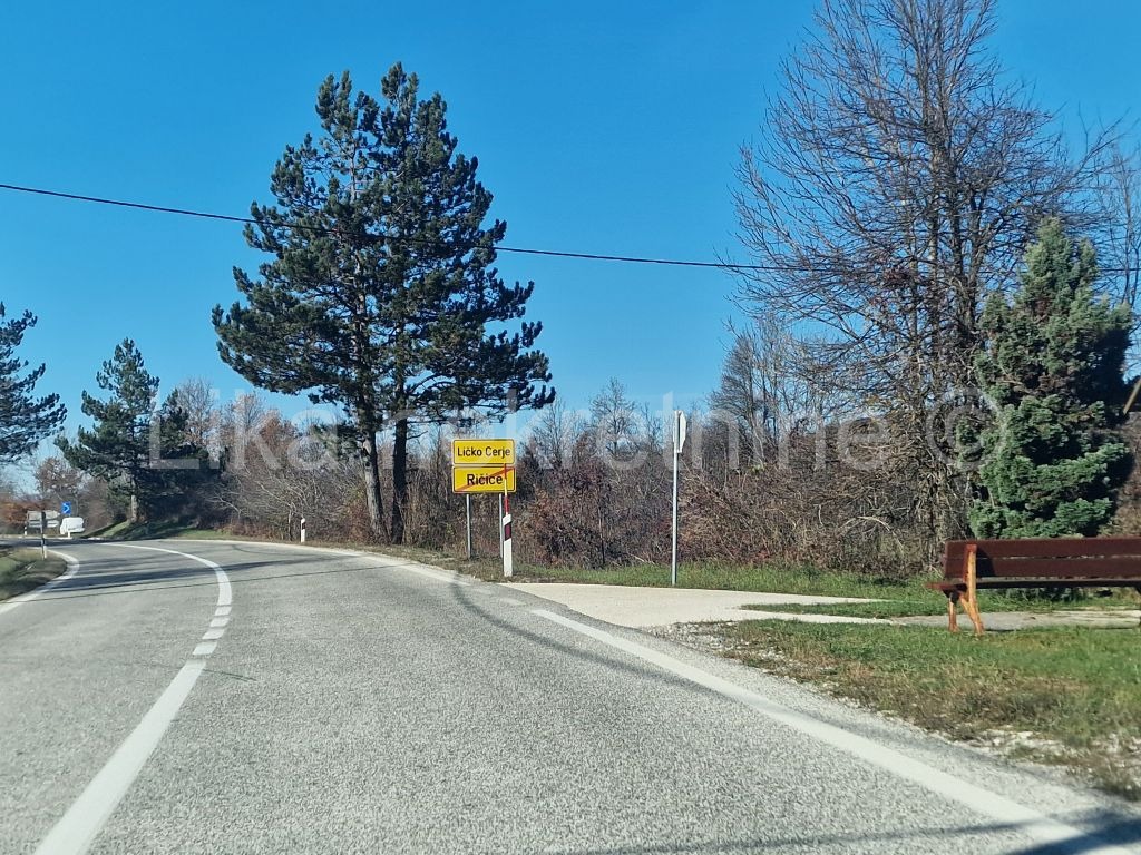 LOVINAC - Ličko Cerje - 3 građevinska zemljišta