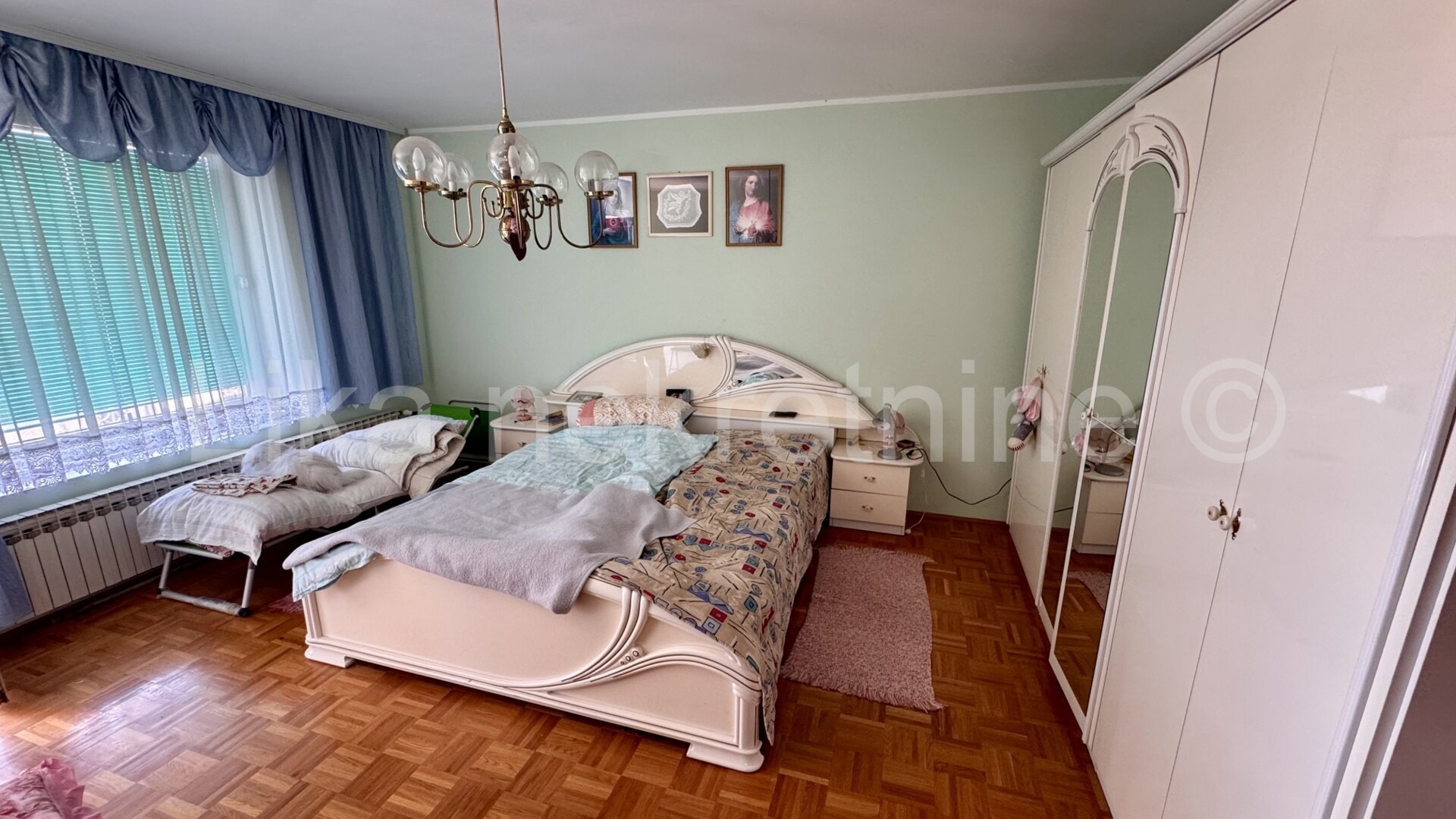 Property thumbnail 3