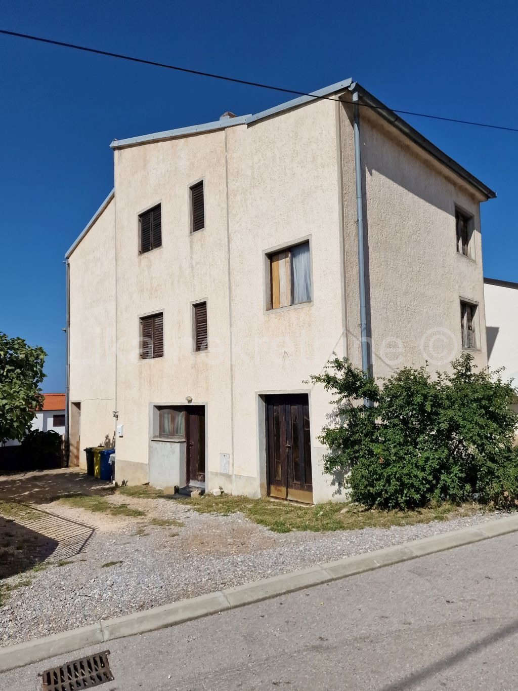 Property thumbnail 4