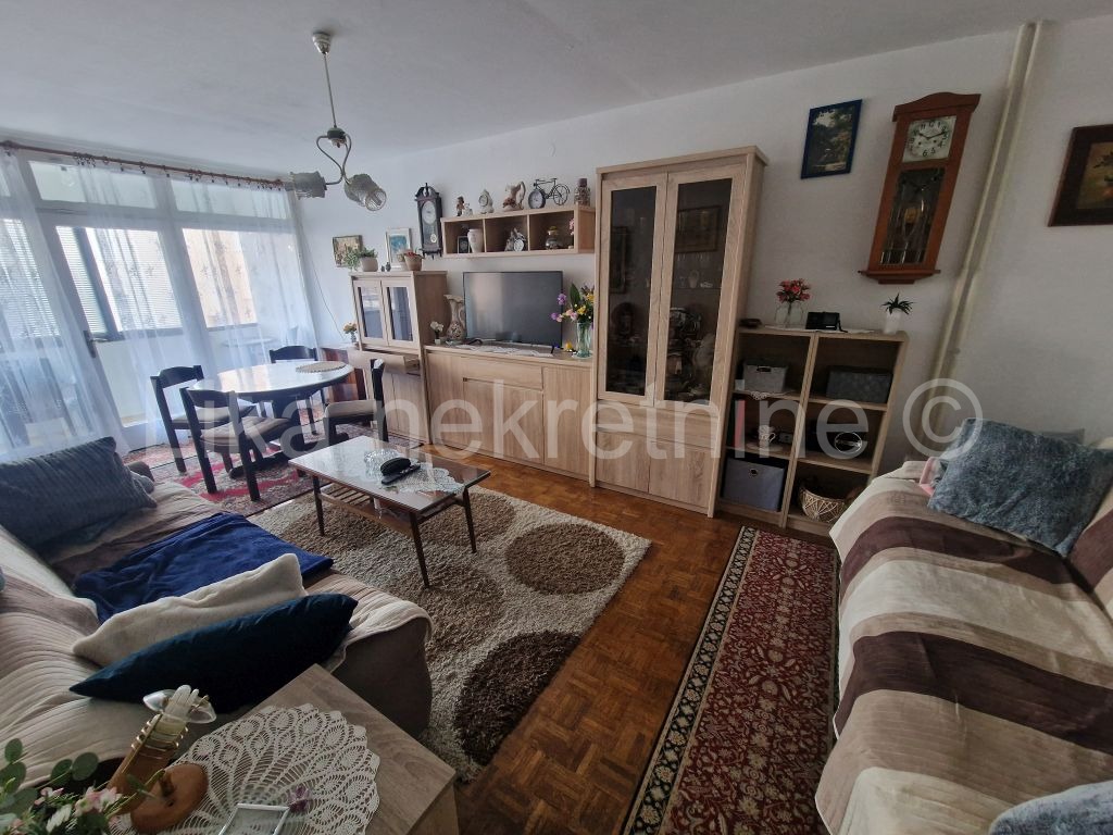 Property thumbnail 2