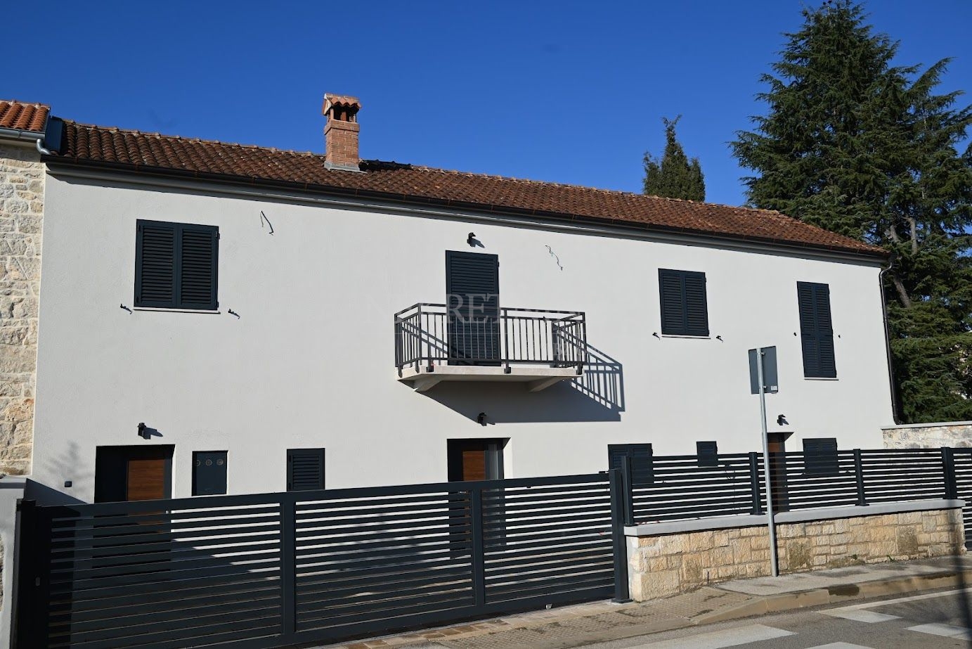 Kuća sa tri apartmana - Funtana