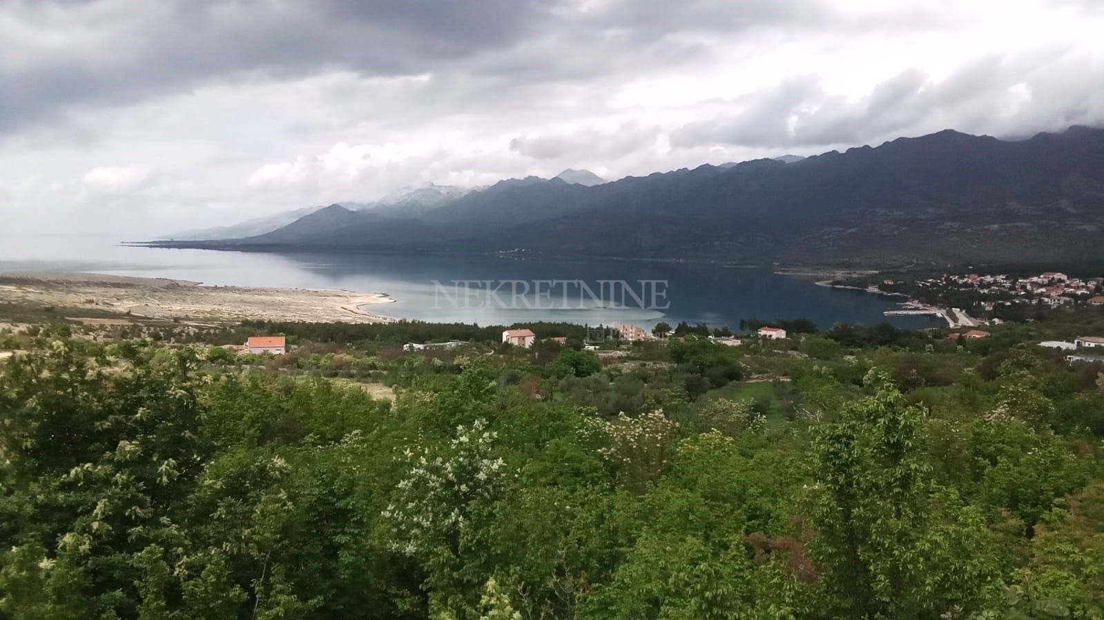 Property thumbnail 2