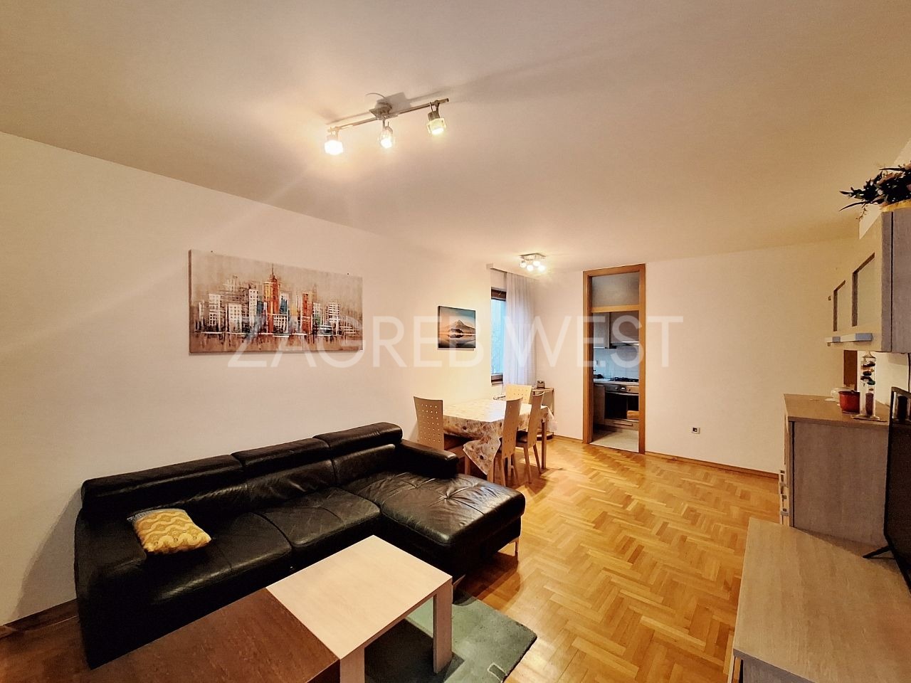 Property thumbnail 2