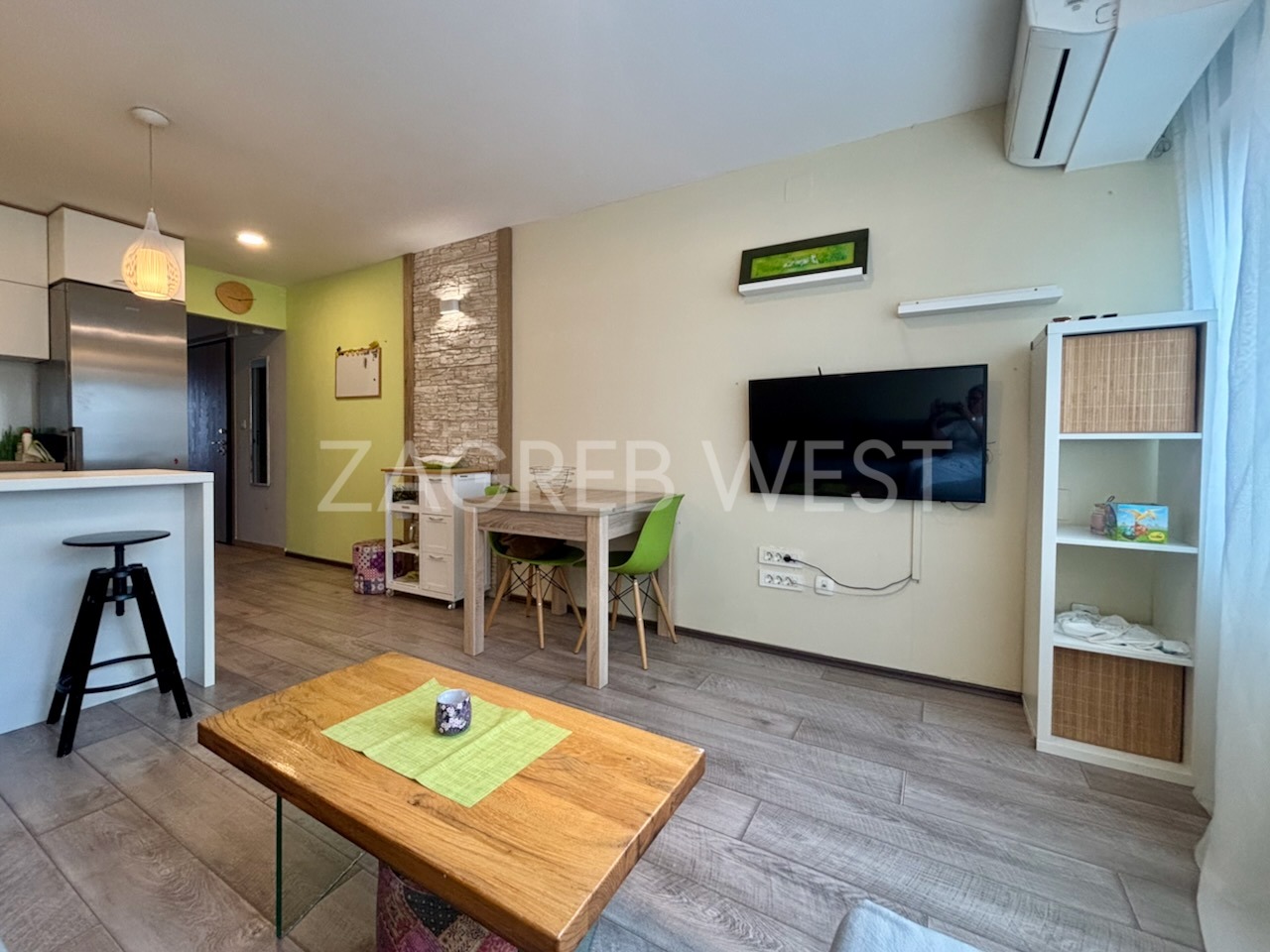 Property thumbnail 2