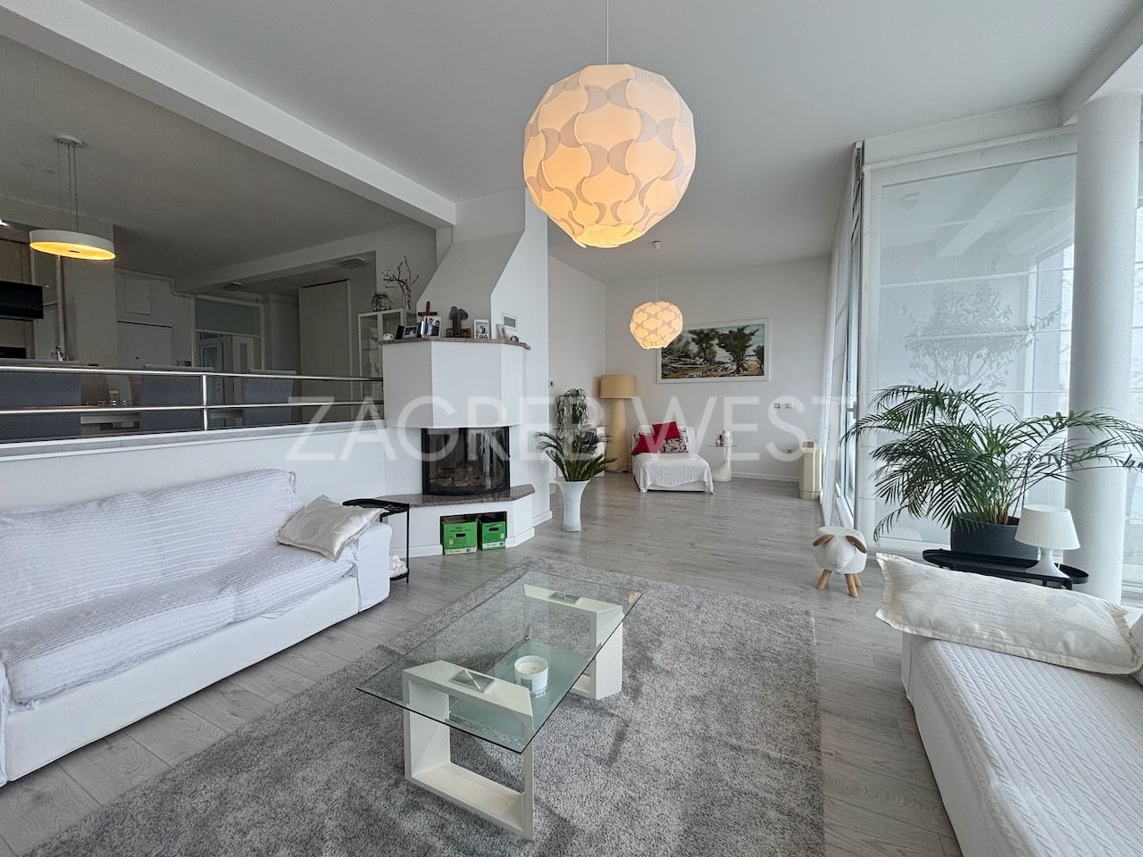 Property thumbnail 2